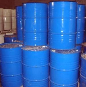 Трихлорэтилен в бочках